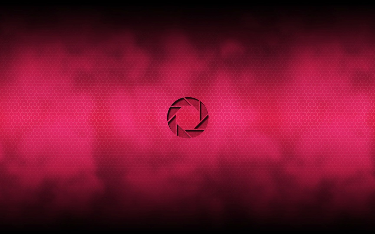 Логотип Aperture Science, красный фон