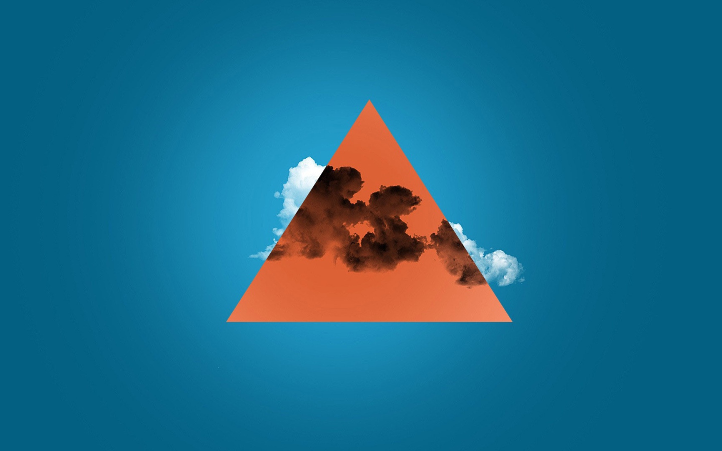 Оранжевый треугольник с облаком