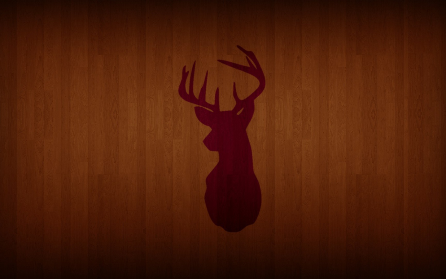 Силуэт оленя на паркете