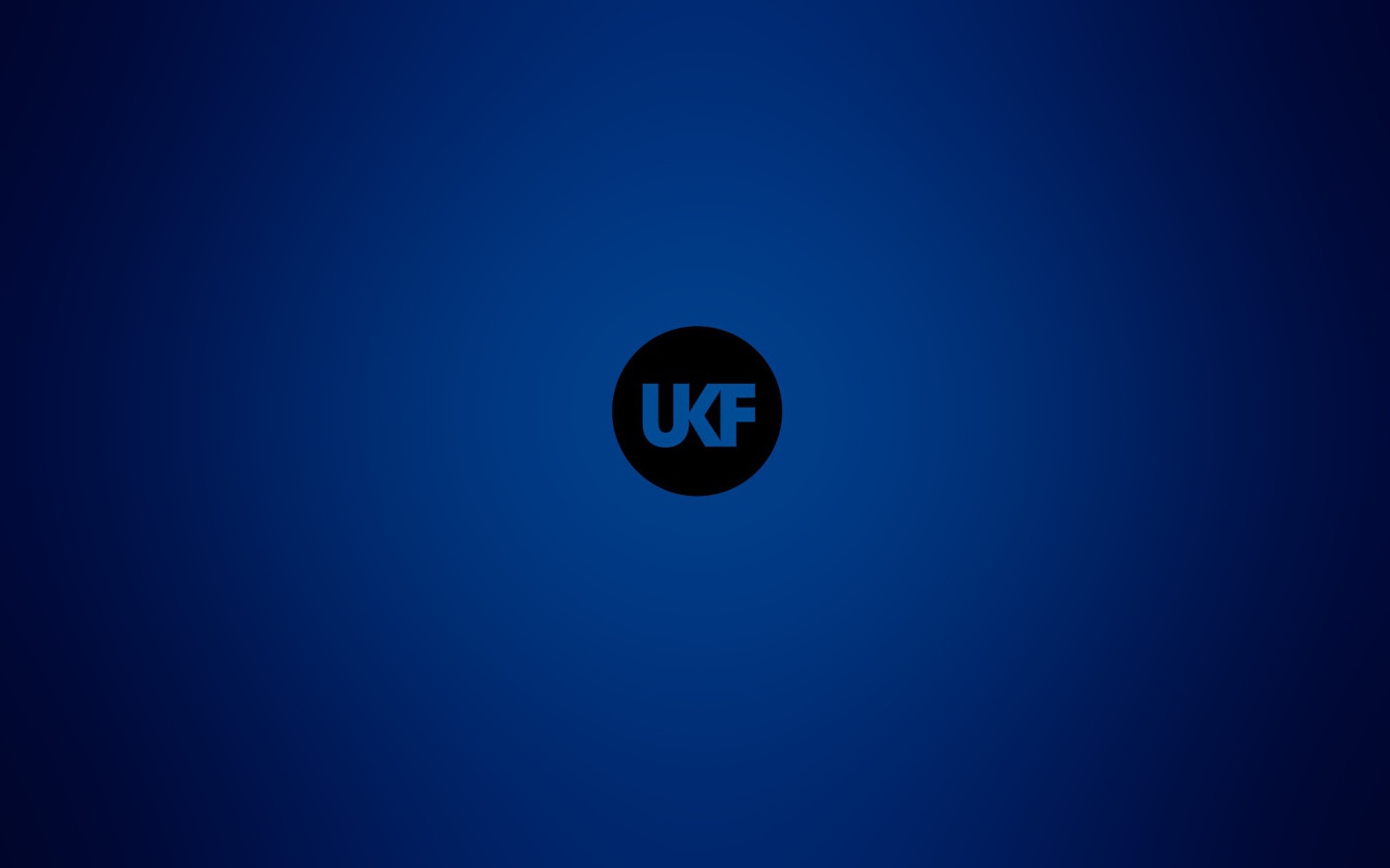 UKF Dubstep, синий фон