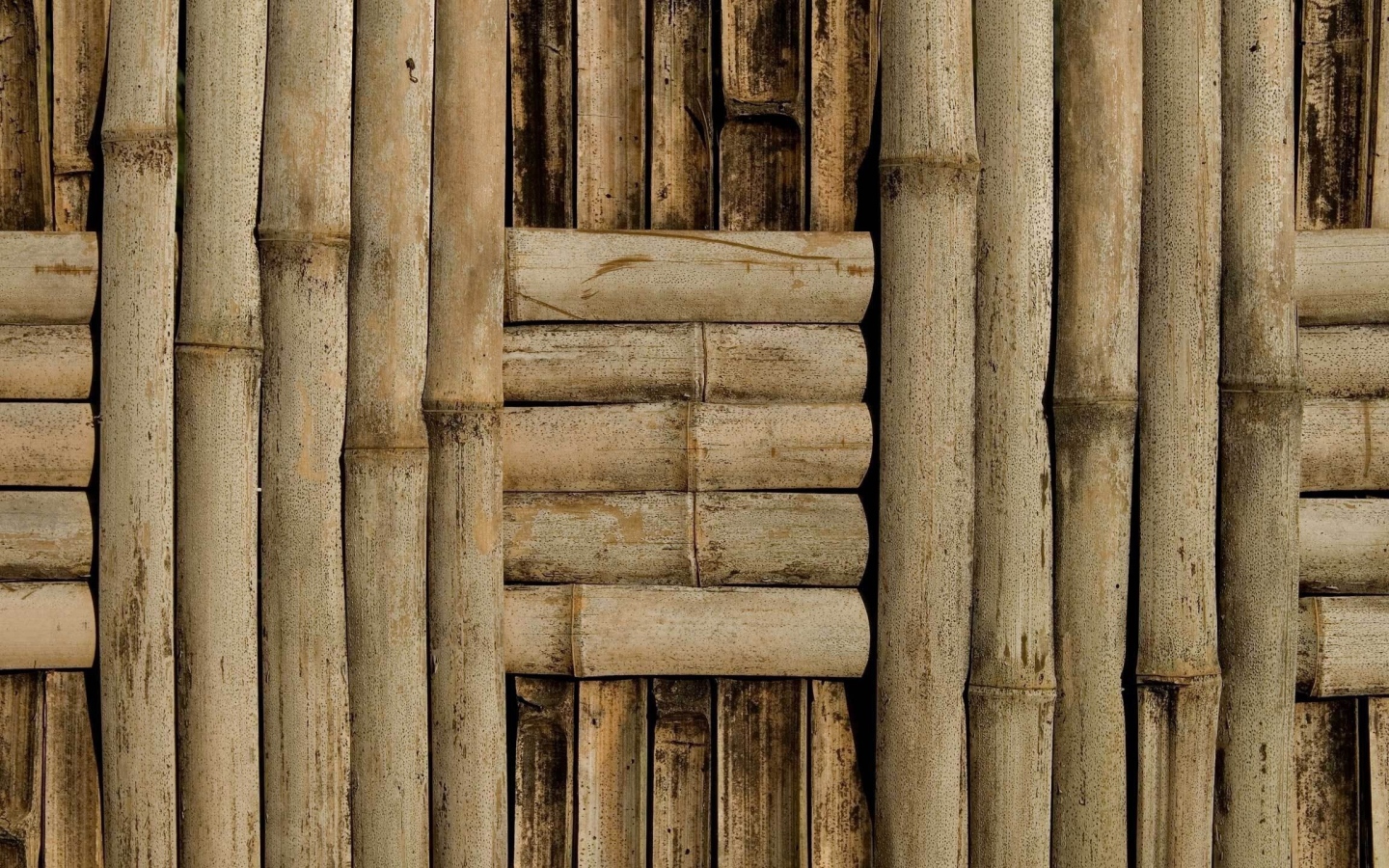 Плетение из бамбука