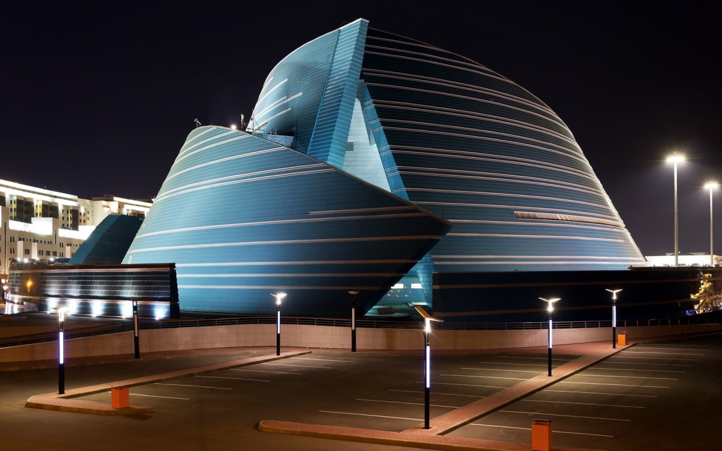 Современное здание в Астане, Казахстан