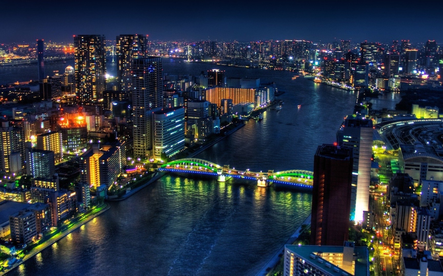 Ночной мост в Токио