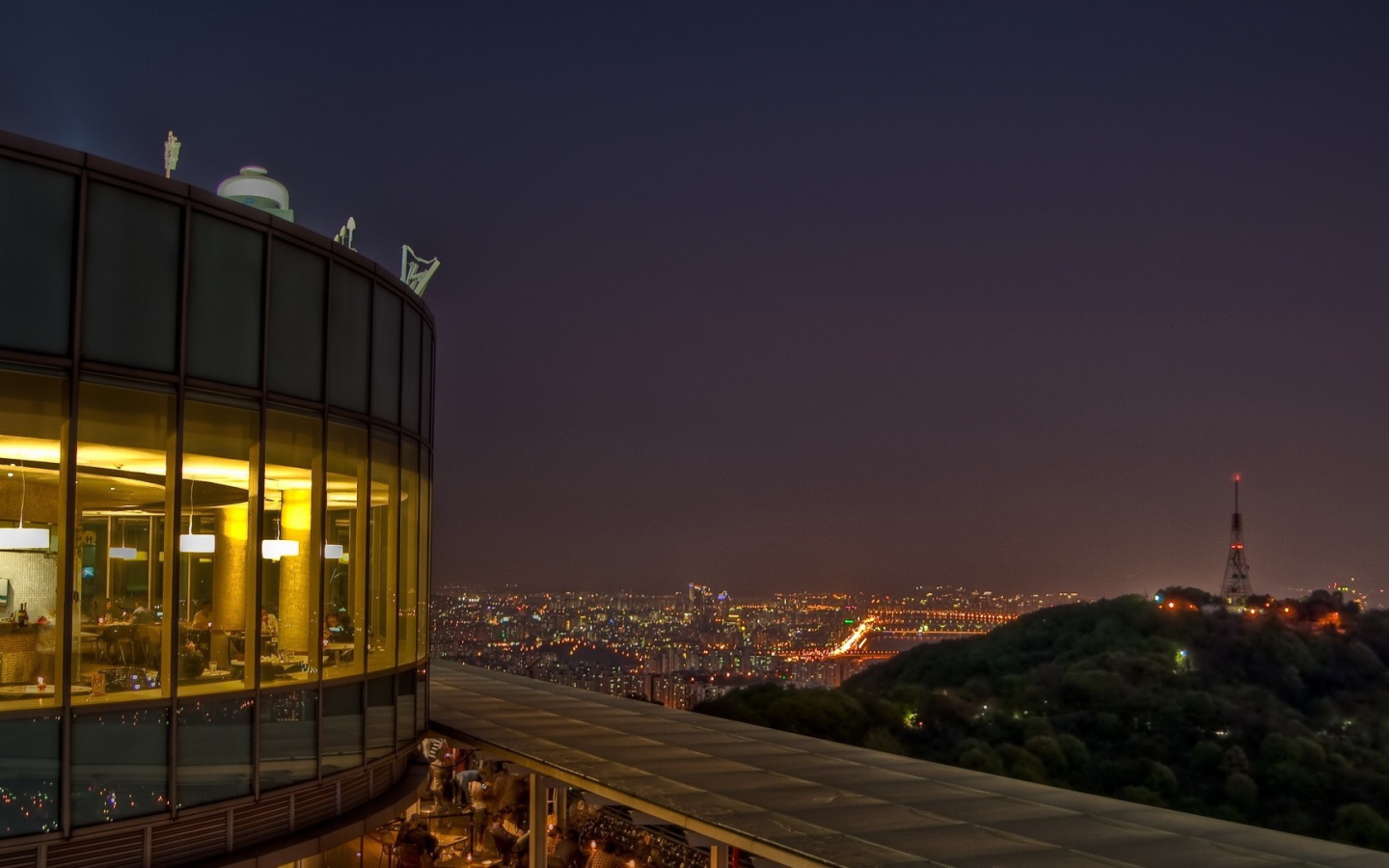 Ресторан с видом на Токио