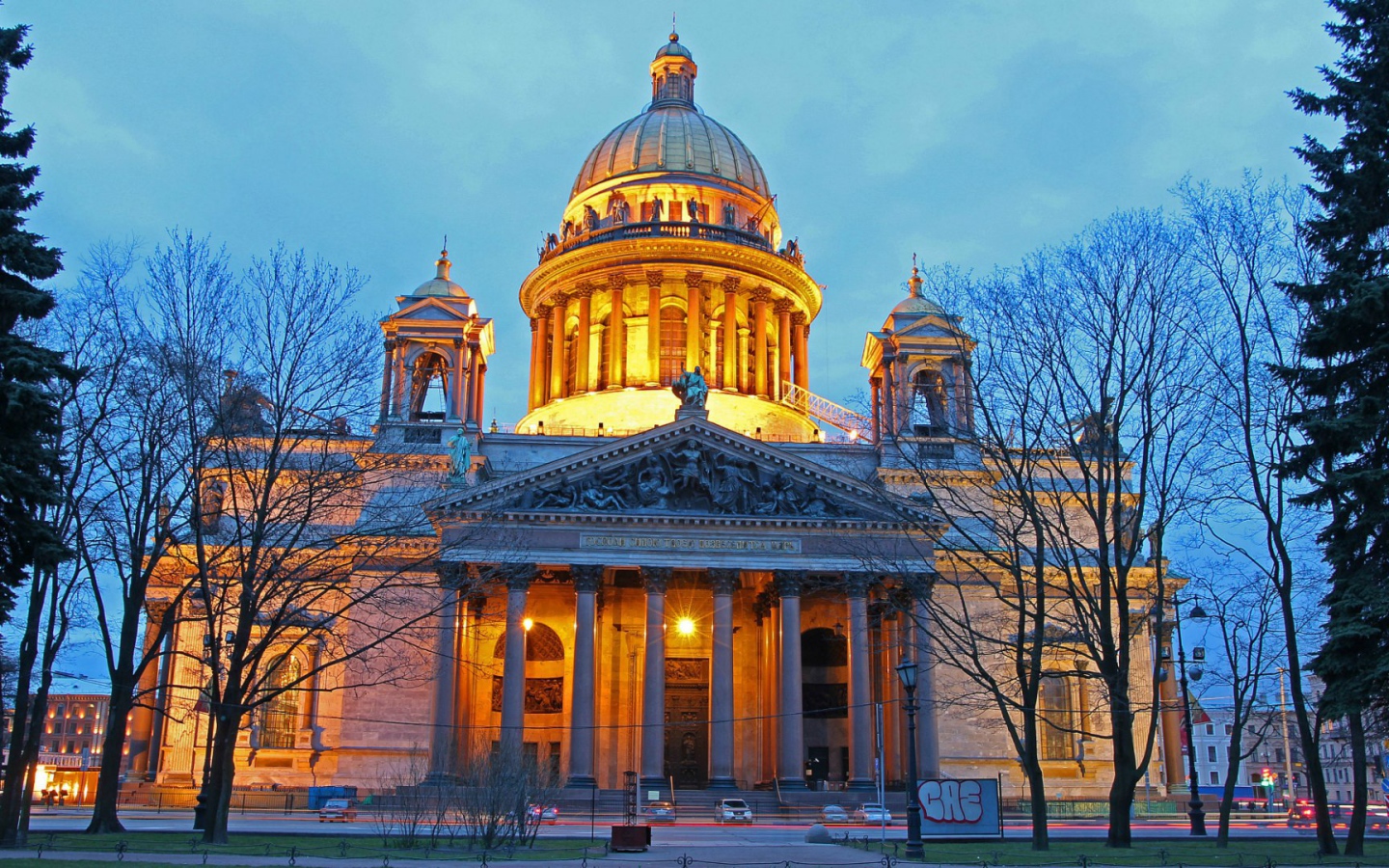 Исаакиевский собор в Санкт-Петербурге