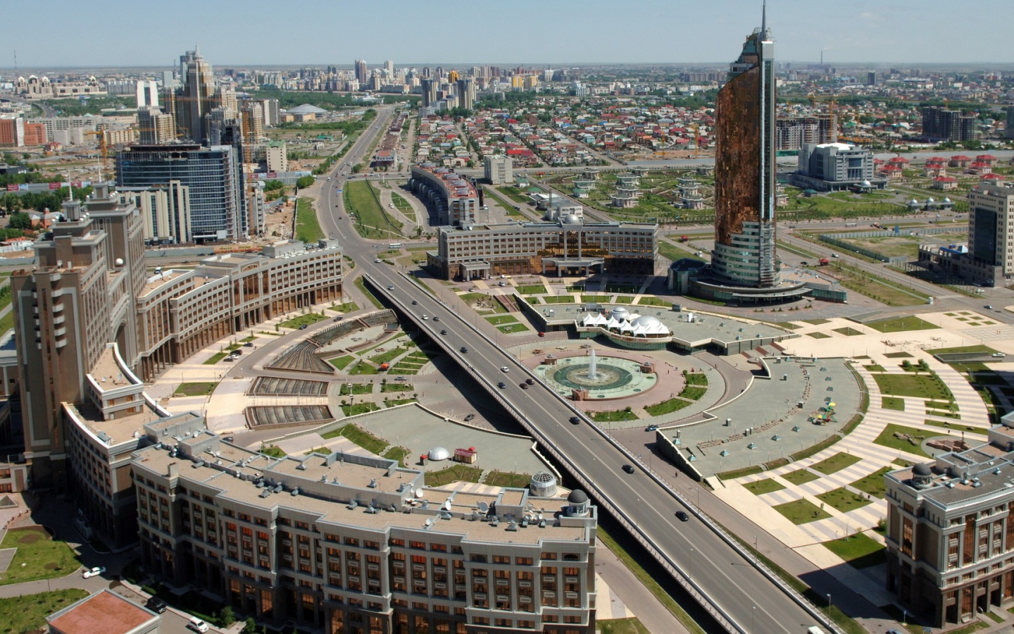 Центральная площадь Астаны, Казахстан