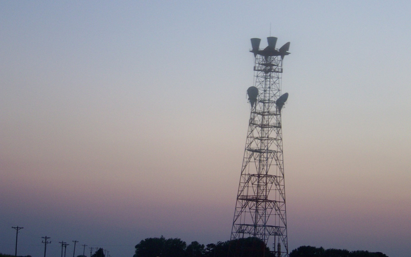 Вышка для антенн радиовещания