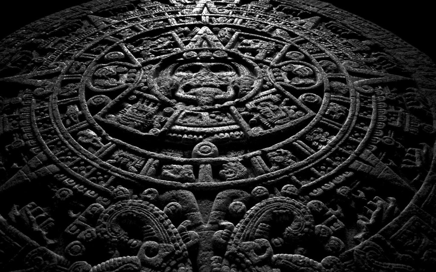 Каменный календарь Майя
