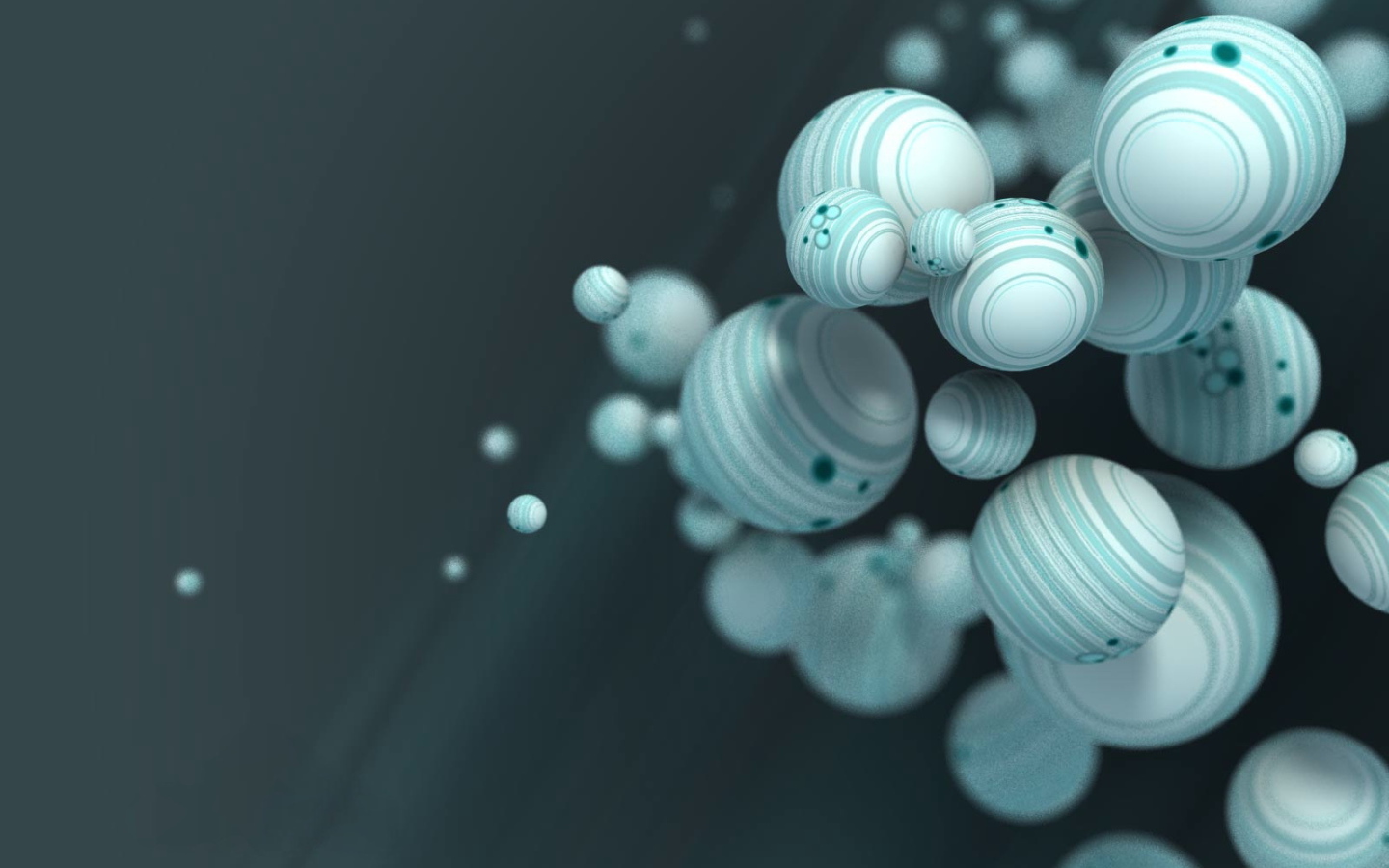 Белые полосатые шары