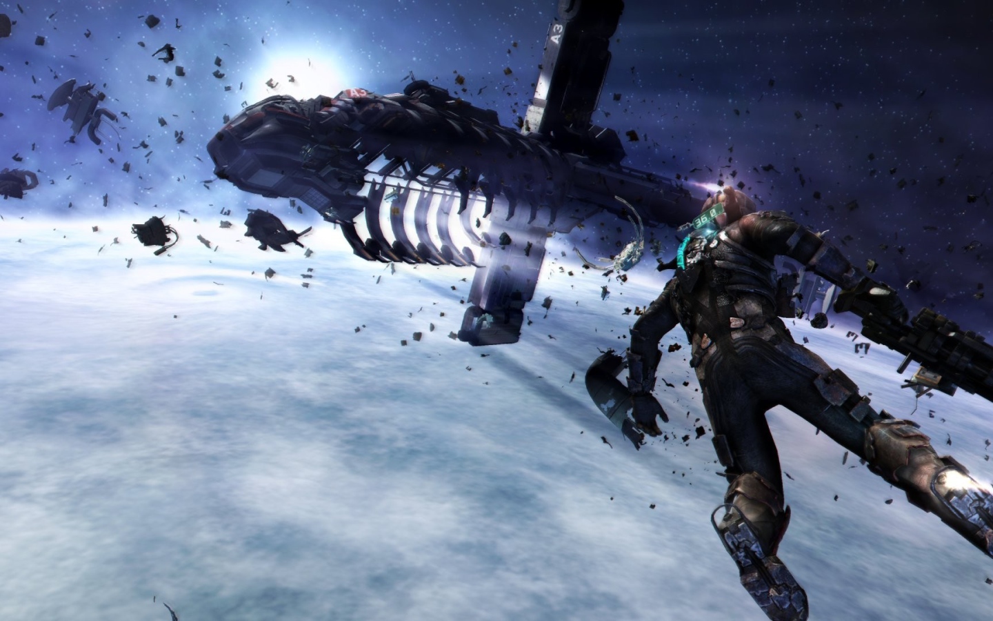 Космонавт спасся из разрушенного корабля