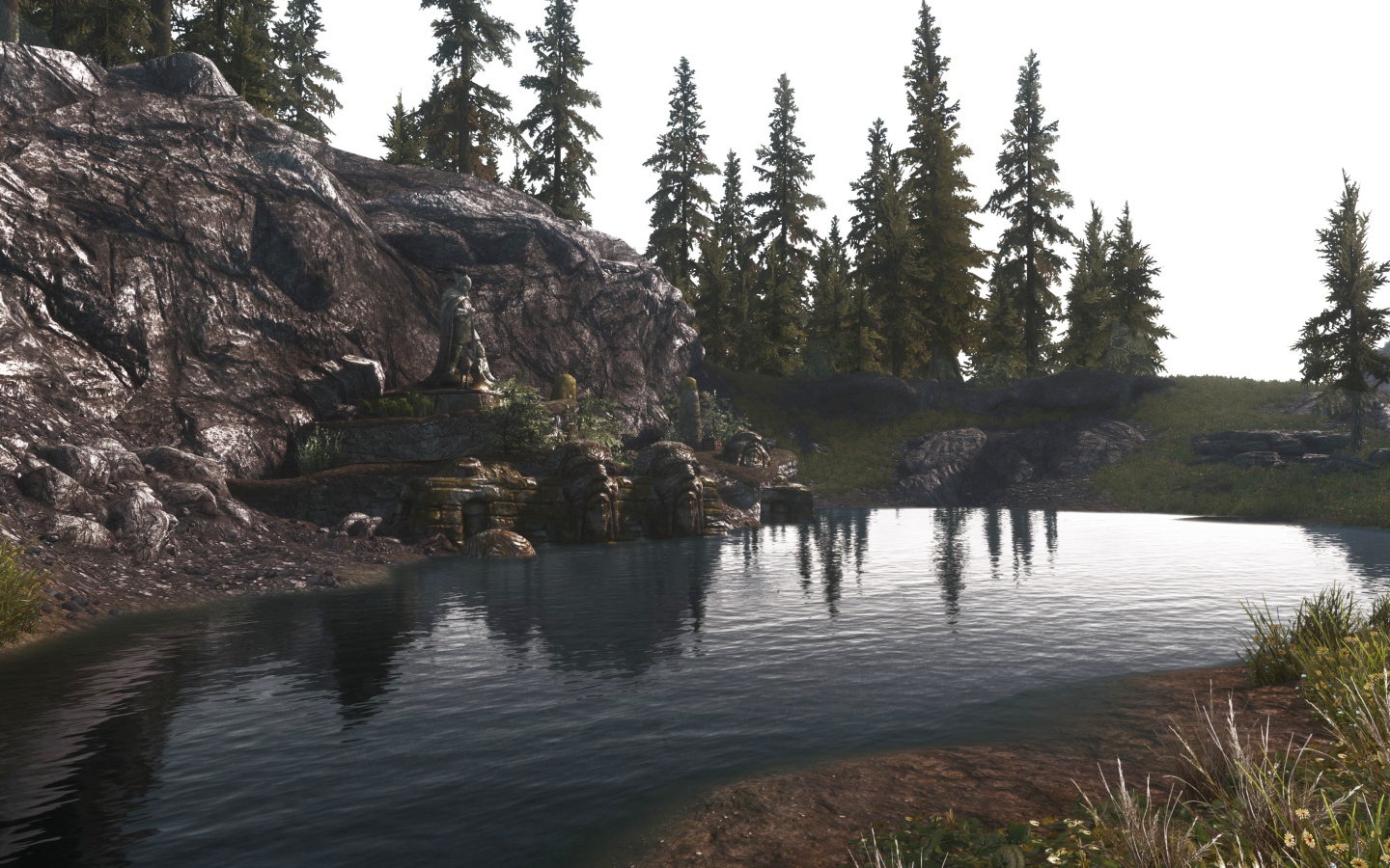 Озеро у камня в игре The Elder Scrolls V Skyrim