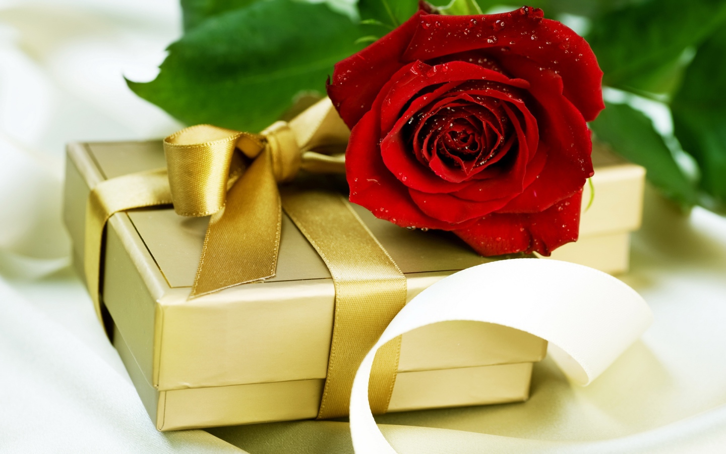 8 Марта день подарков для любимых