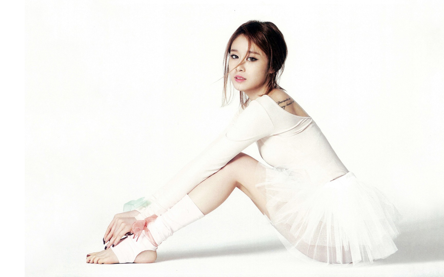 Девушка балерина, группа T-ara