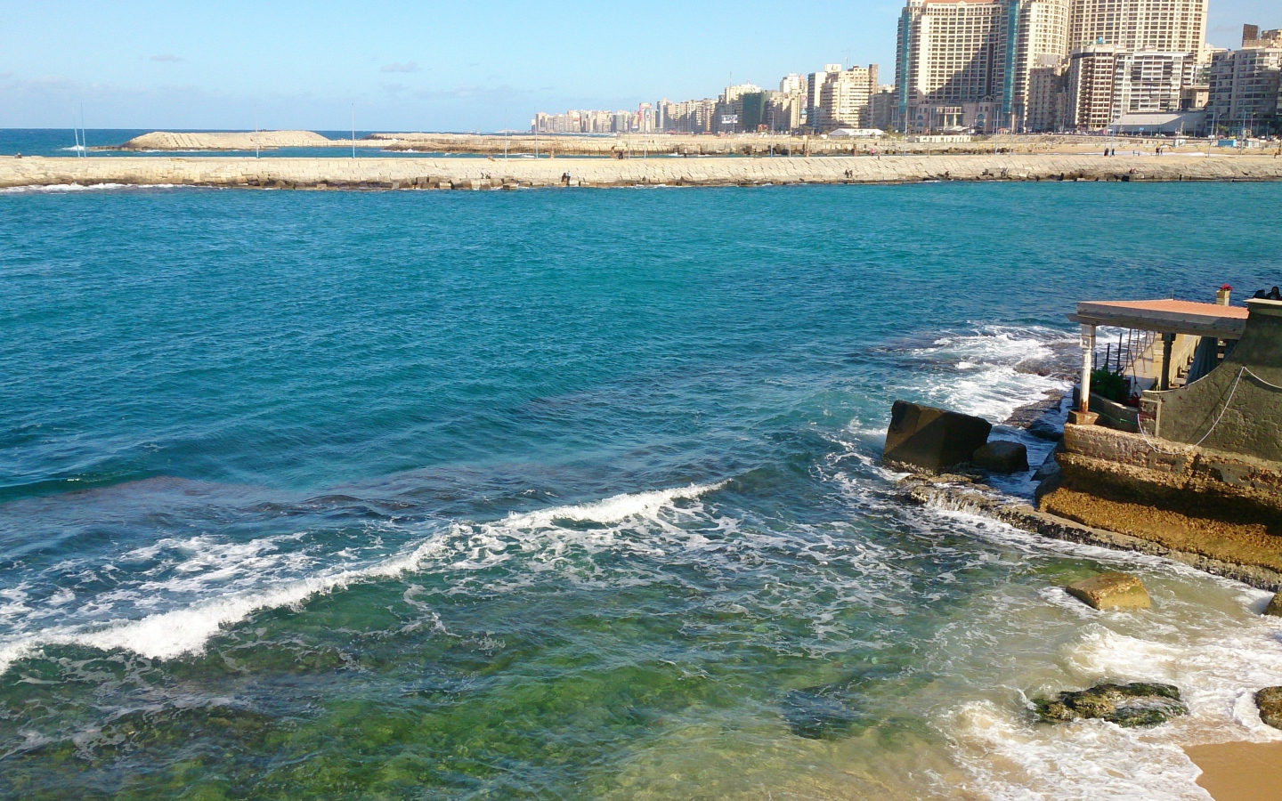 Морское побережье в Египте