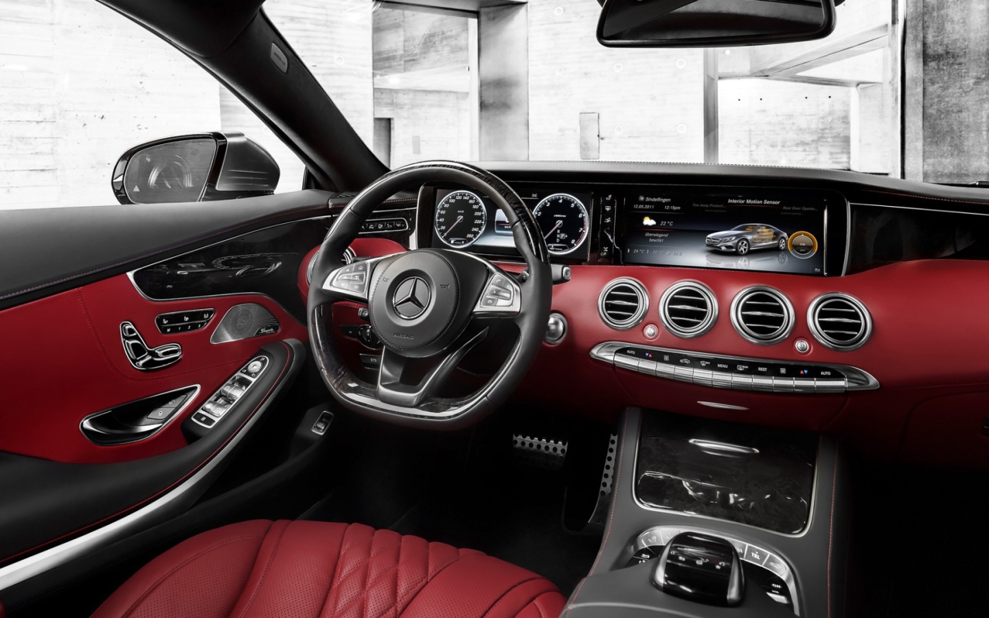 Кожаный салон Mercedes Benz S65 AMG Cabriolet 2017 