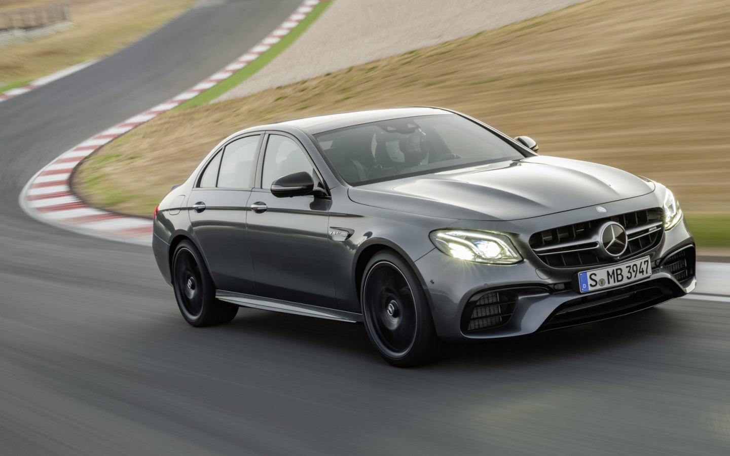 Mercedes-AMG E63 2017 года