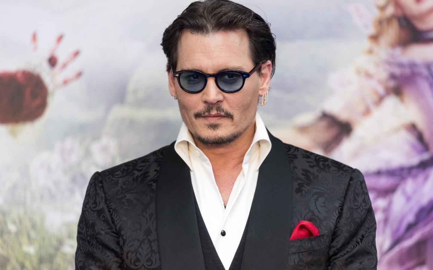 Стильный популярный актер Джонни Депп