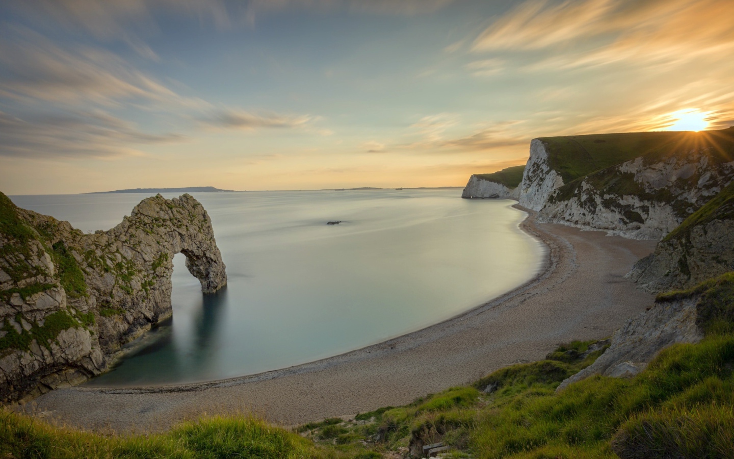 Арка Дердл-Дор на закате солнца