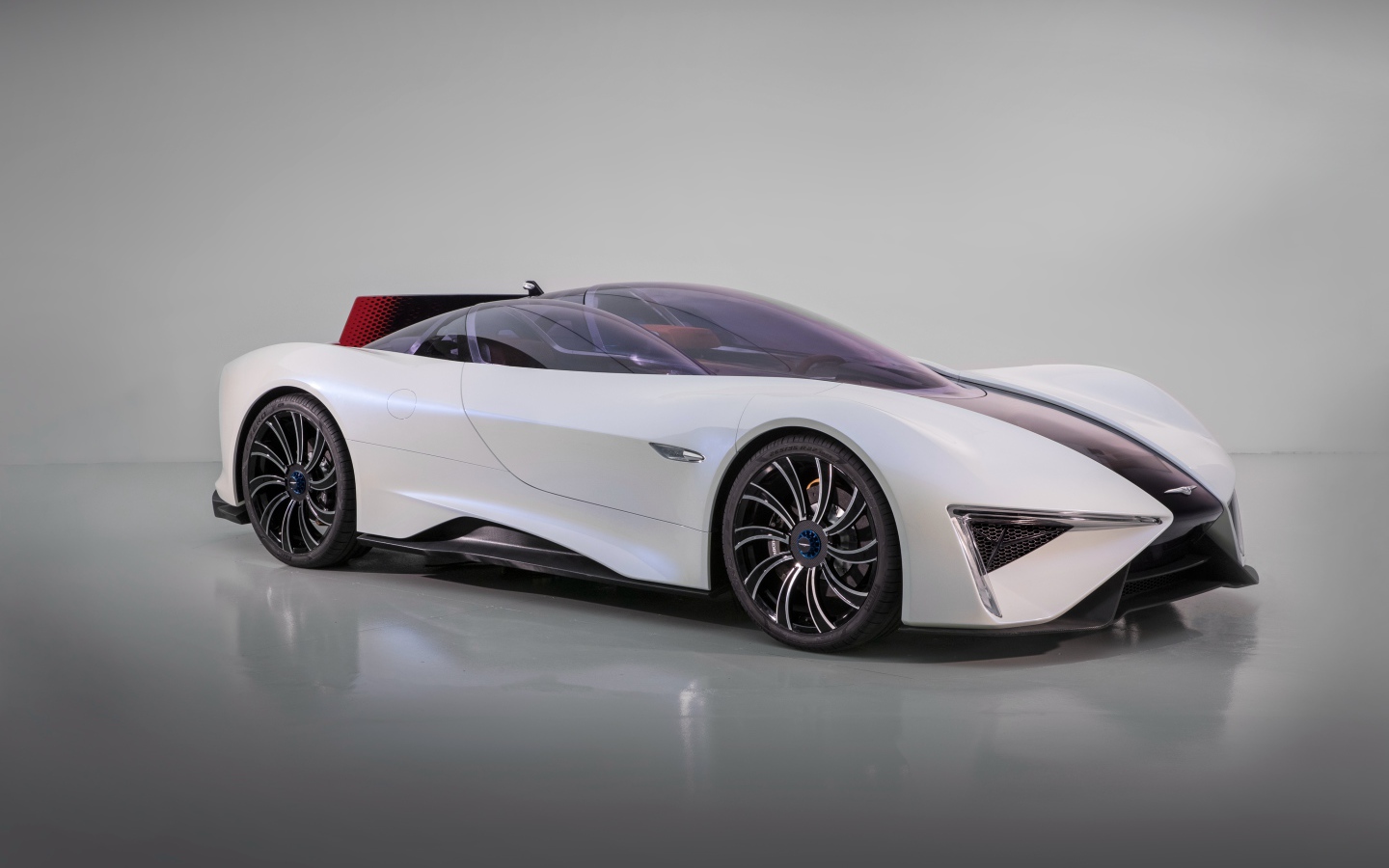 Электрический автомобиль  Techrules Ren, 2017 