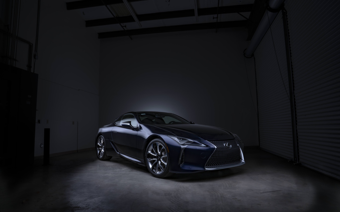 Автомобиль Lexus Black Panther LC 500, 2018