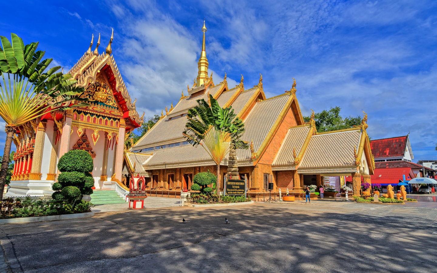 Буддийский храм Wat Maha Wanaram, Таиланд, Азия