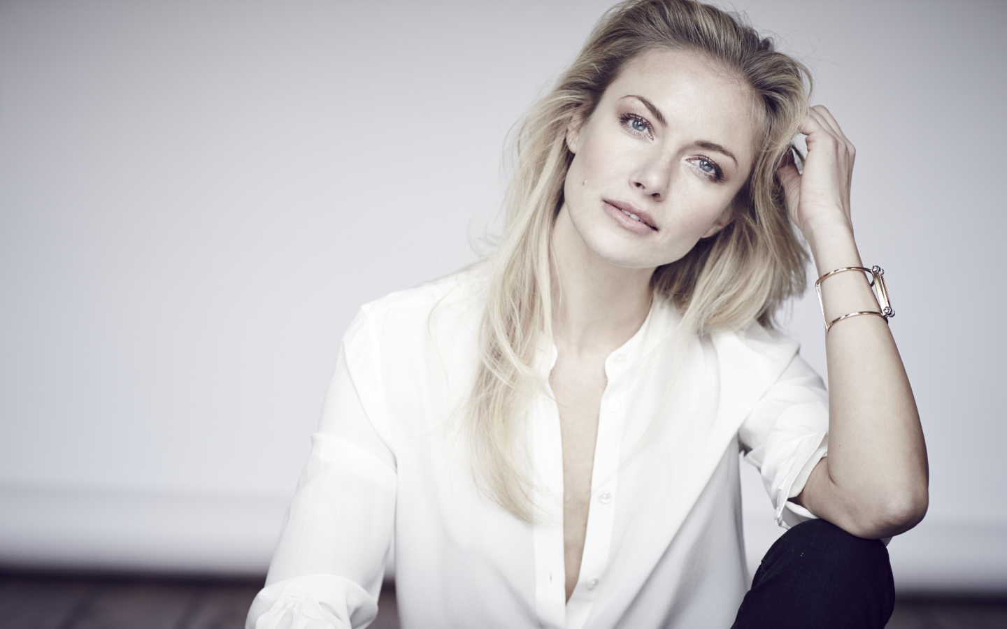 Французская голубоглазая актриса Мелани Лоран