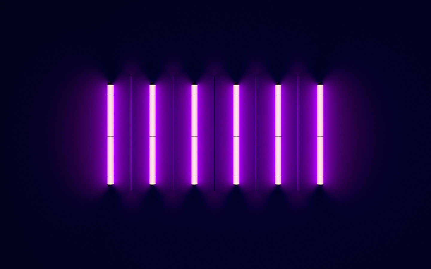 Неоновые светящиеся лампы на синем фоне