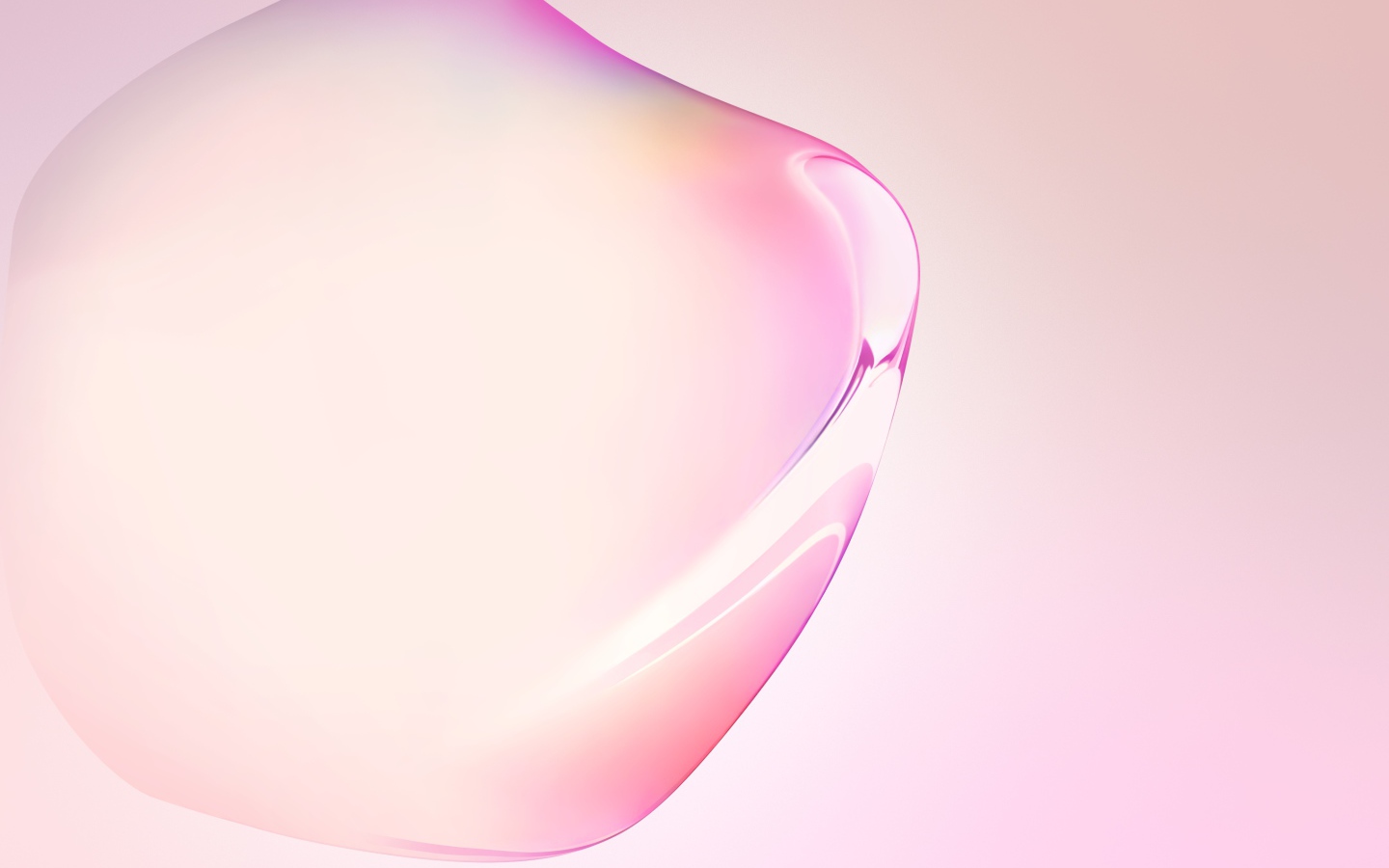 Прозрачный пузырь на розовом фоне
