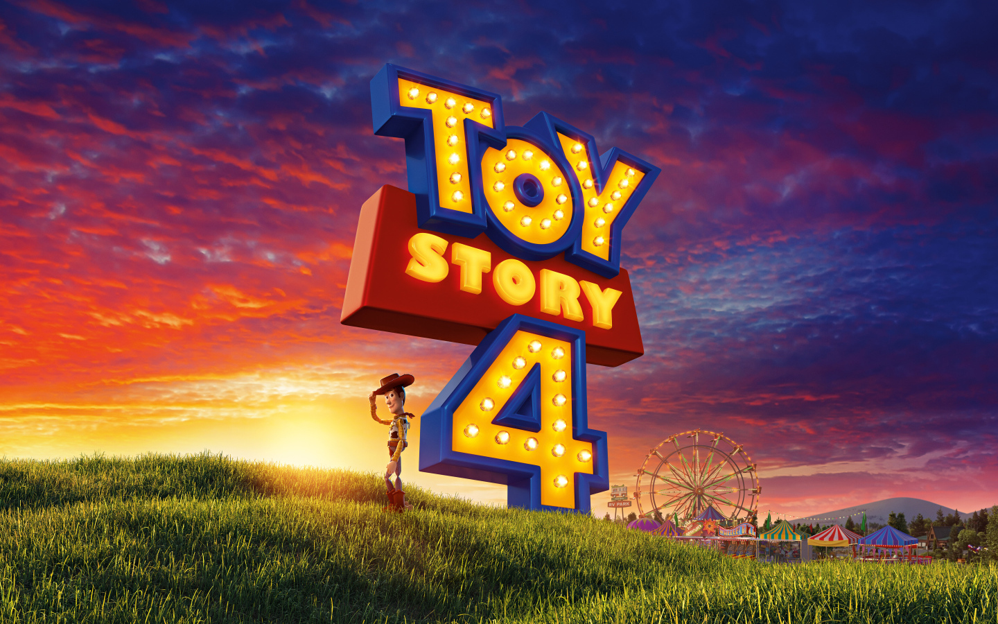 Ковбой Вуди на зеленой траве персонаж мультфильма История игрушек 4
