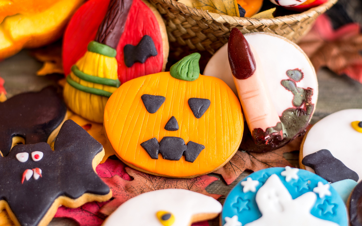 Страшные сладости на праздник Хэллоуин 