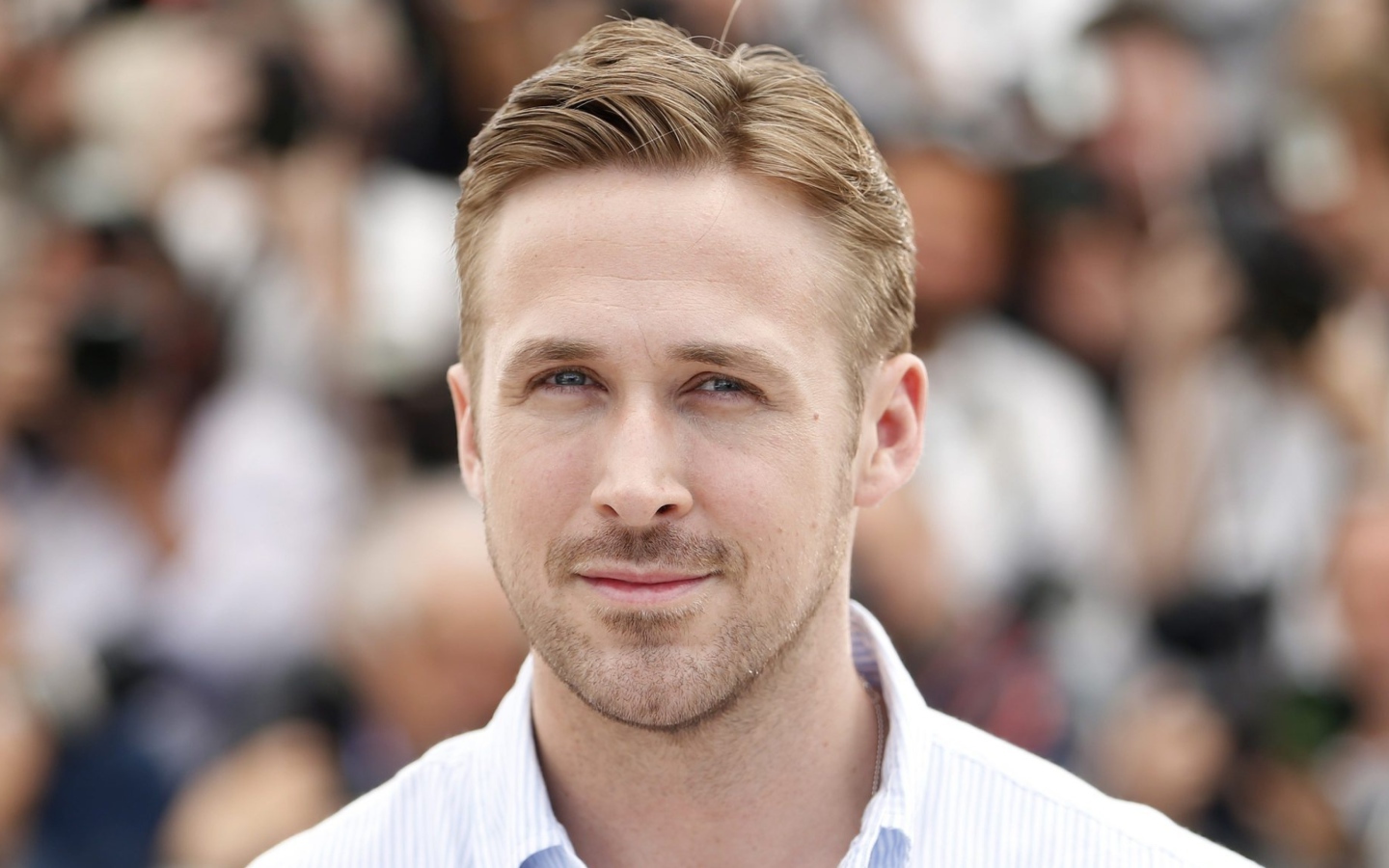 Красивый мужчина, актер Райан Гослинг 