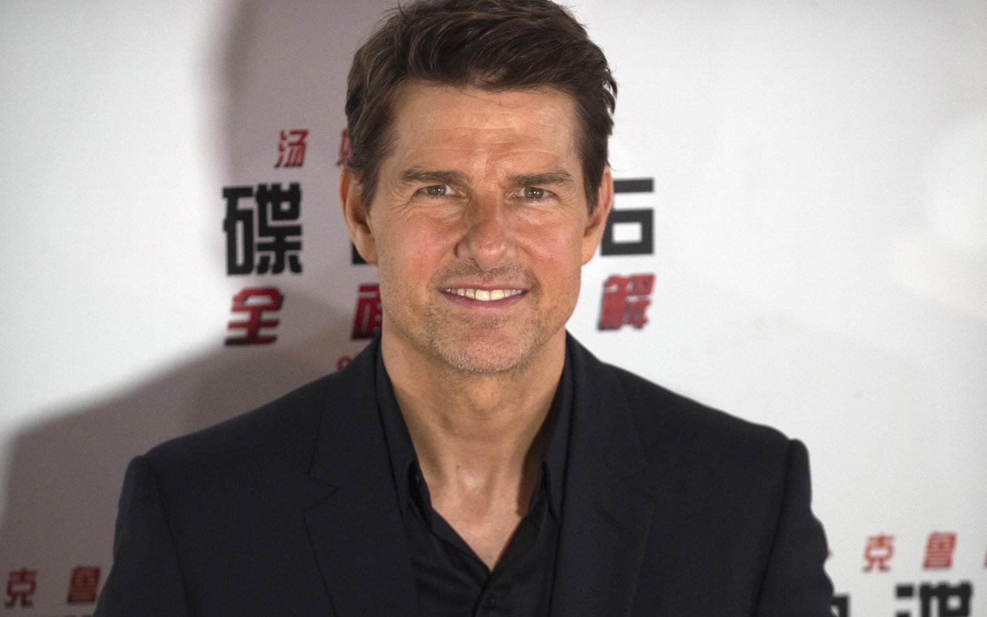 Красивый мужчина, популярный актер Том Круз