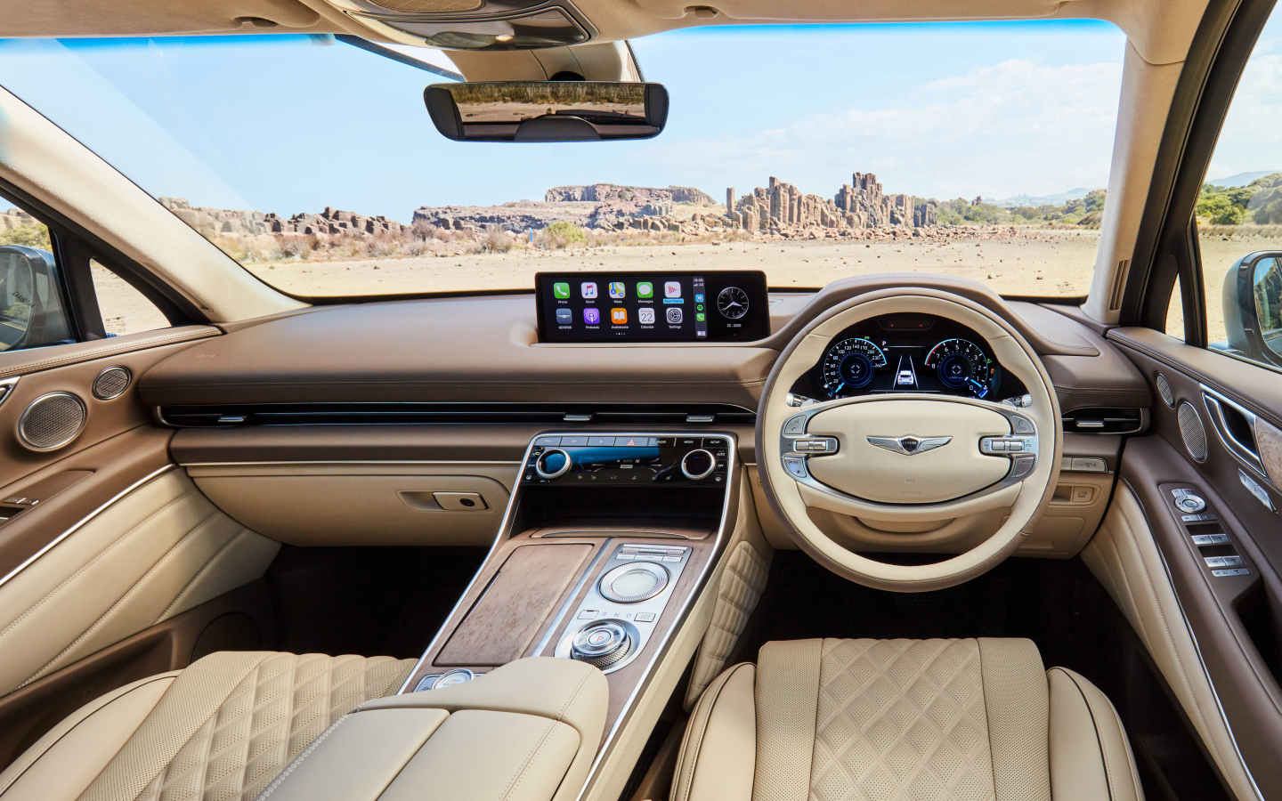 Дорогой кожаный салон автомобиля Genesis GV80 3.5T AWD 2020 года