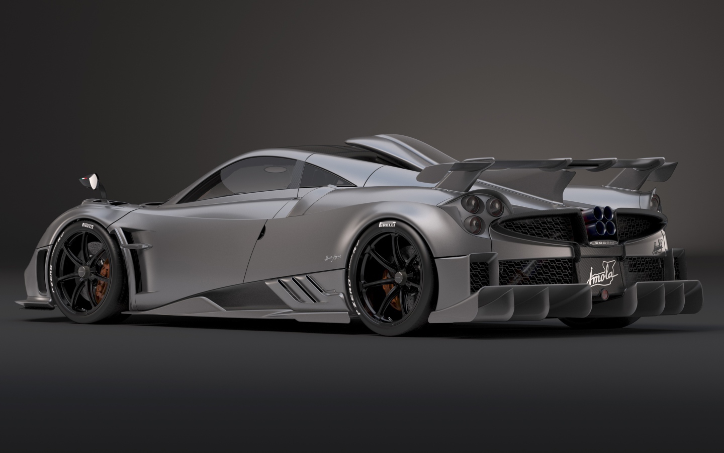 Серебристый автомобиль Pagani Imola 2020 года вид сзади