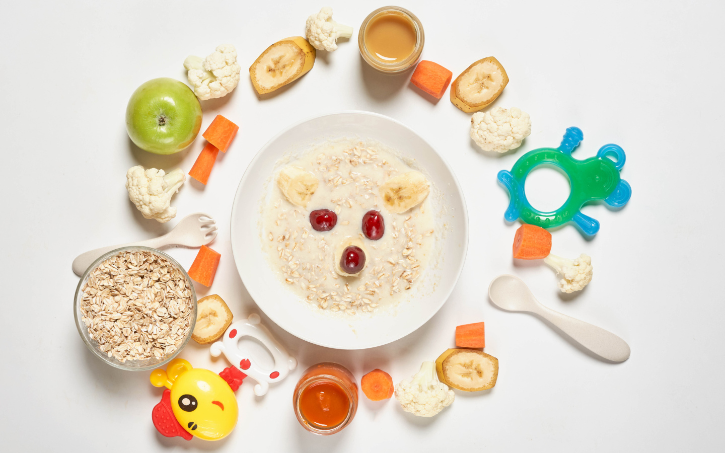 Овсяные хлопья с молоком и бананами 