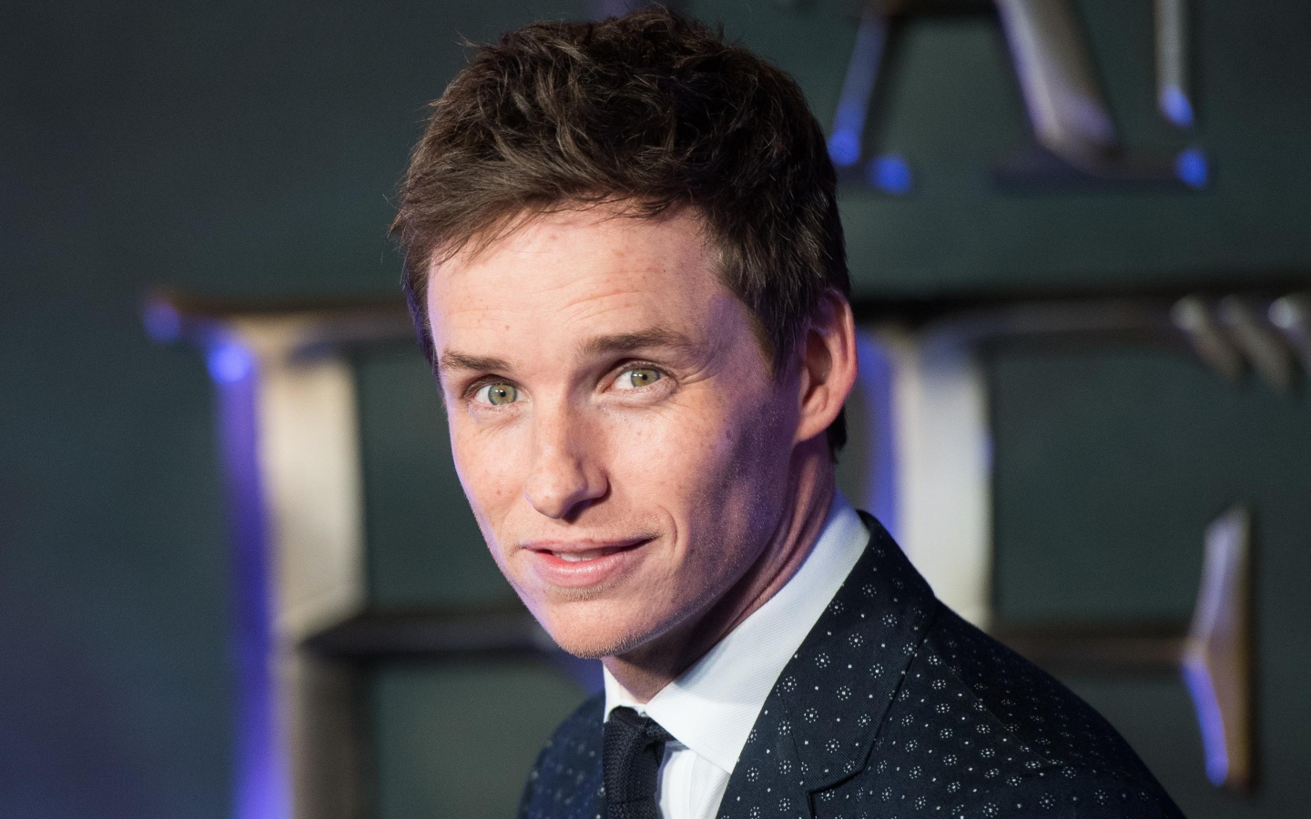 Британский актер Эдди Редмэйн