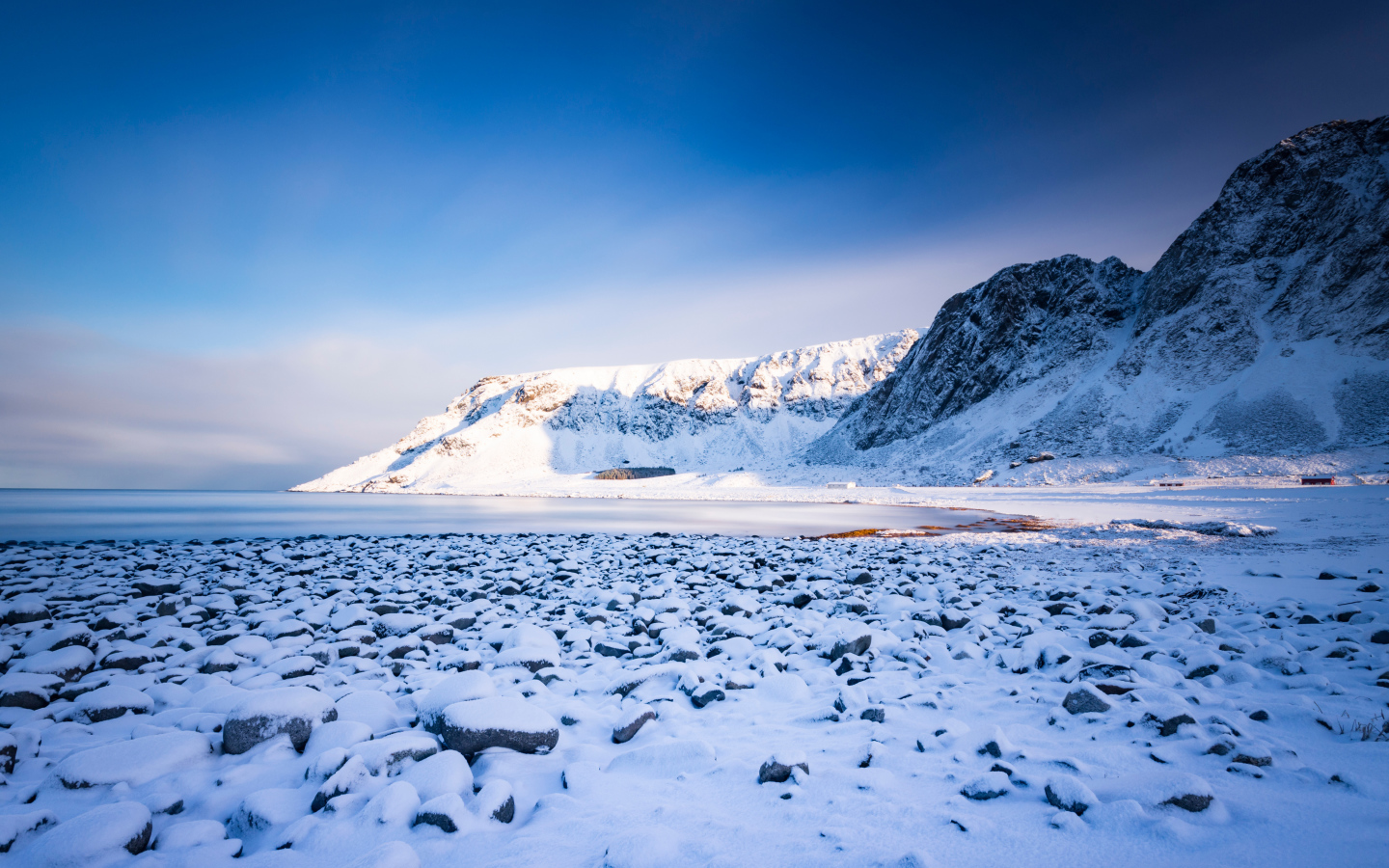 Заснеженные Лофотенские острова, Норвегия 