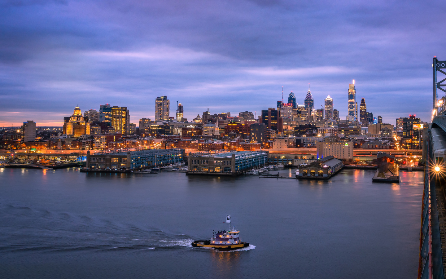 Красивый вид на ночной город Филадельфия, США