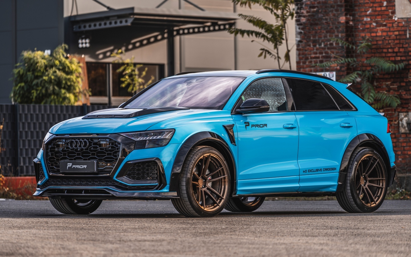 Голубой автомобиль  Prior-Design PD-RS800 Widebody Aerodynamic Kit