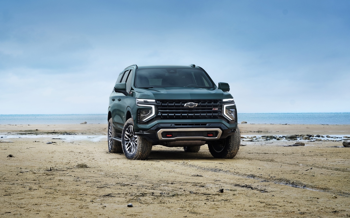 Большой внедорожник Chevrolet Tahoe Z71 2025 года