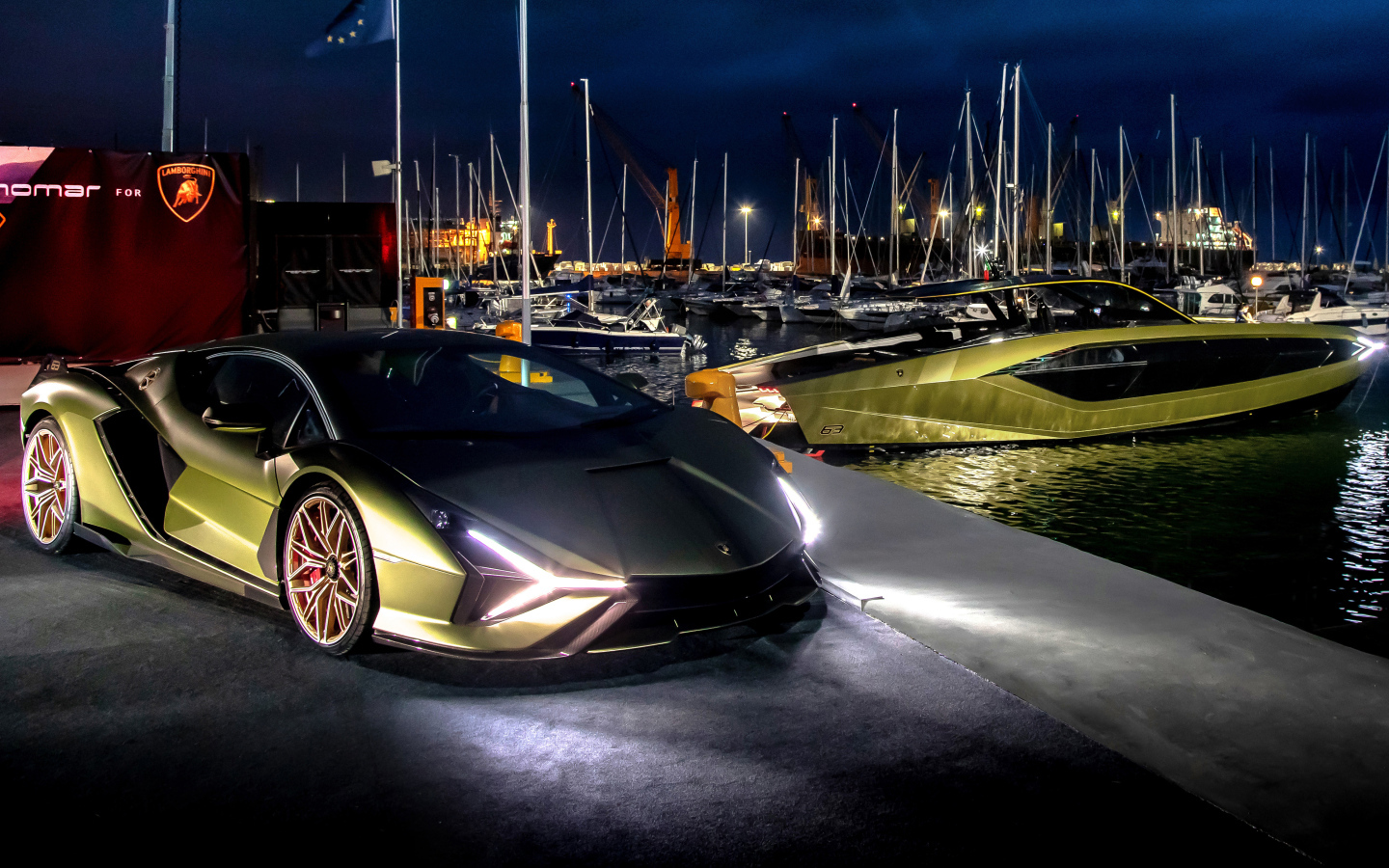 Автомобиль  Lamborghini 63 Lamborghini Sián  на пристани 