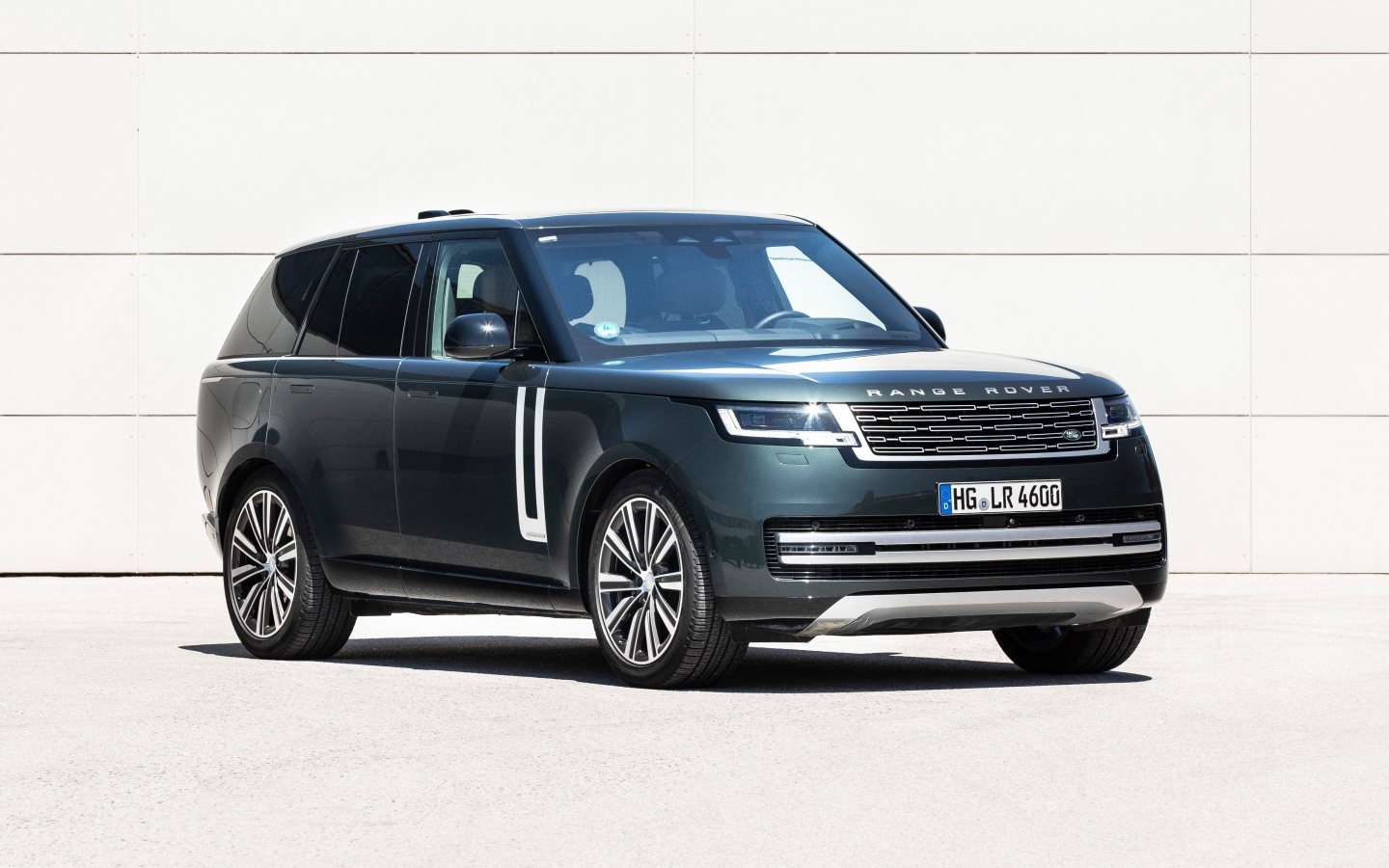 Большой внедорожник Range Rover Autobiography D350
