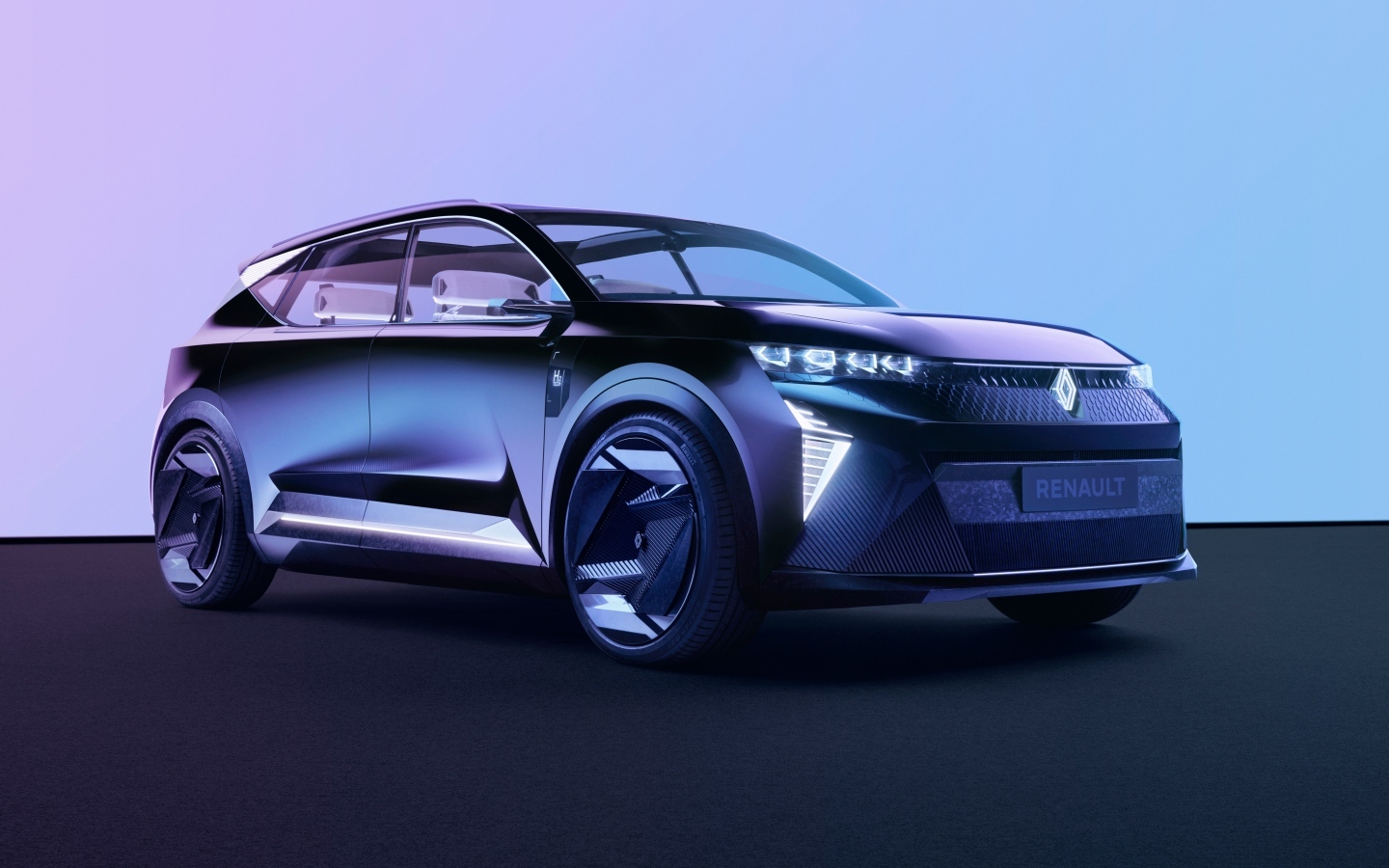 Синий автомобиль Renault Scénic Vision