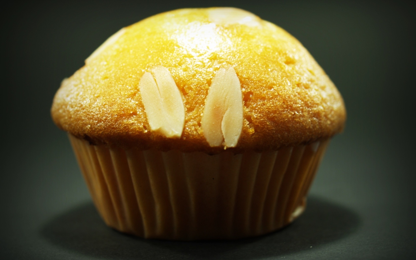 Кекс с арахисом крупным планом