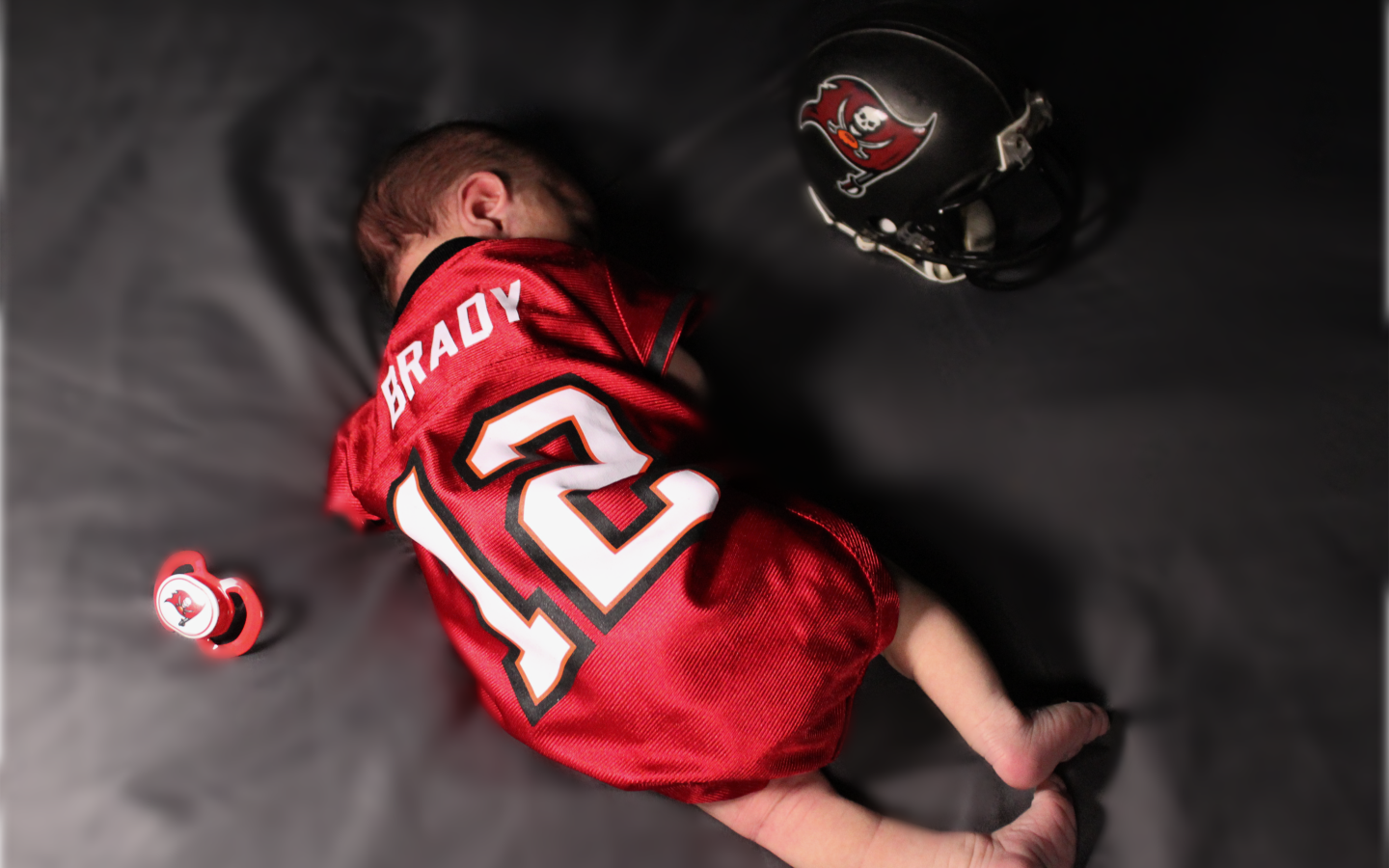 Маленький будущий футболист