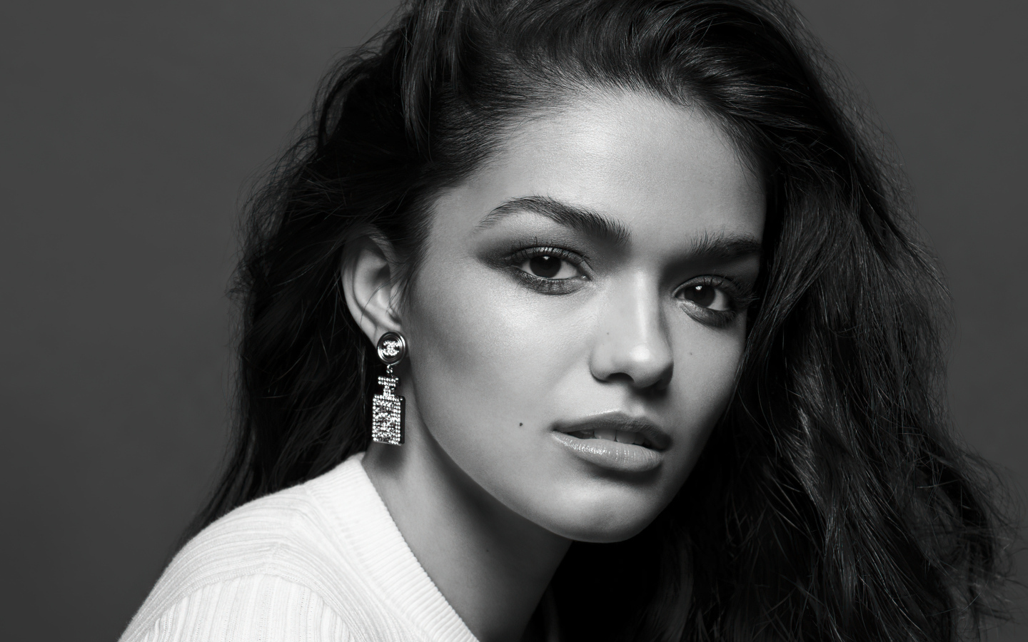 Актриса Рейчел Зеглер лицо крупным планом