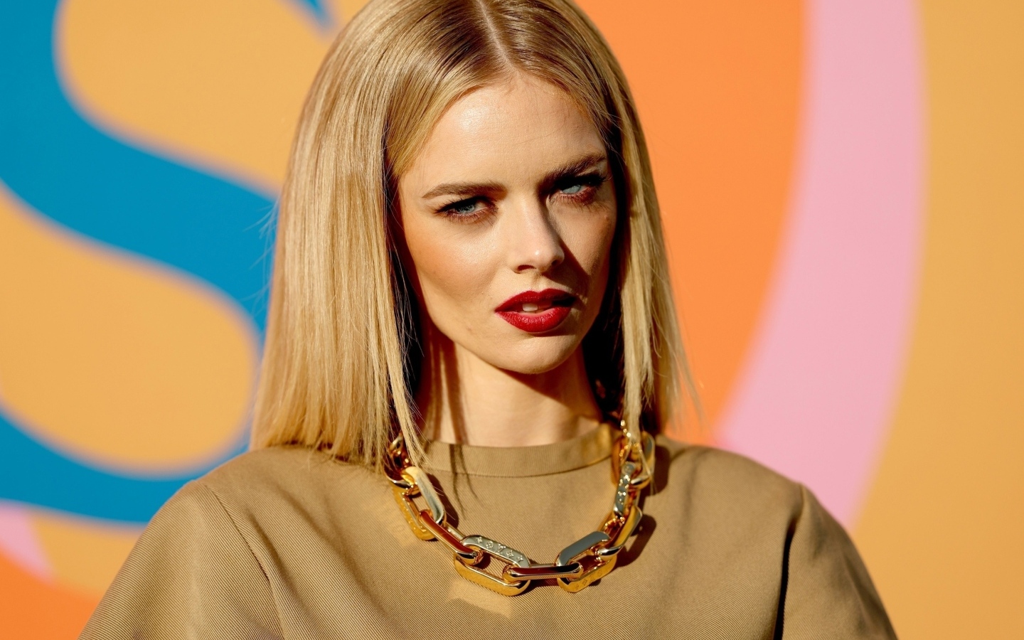 Австралийская актриса Самара Уивинг