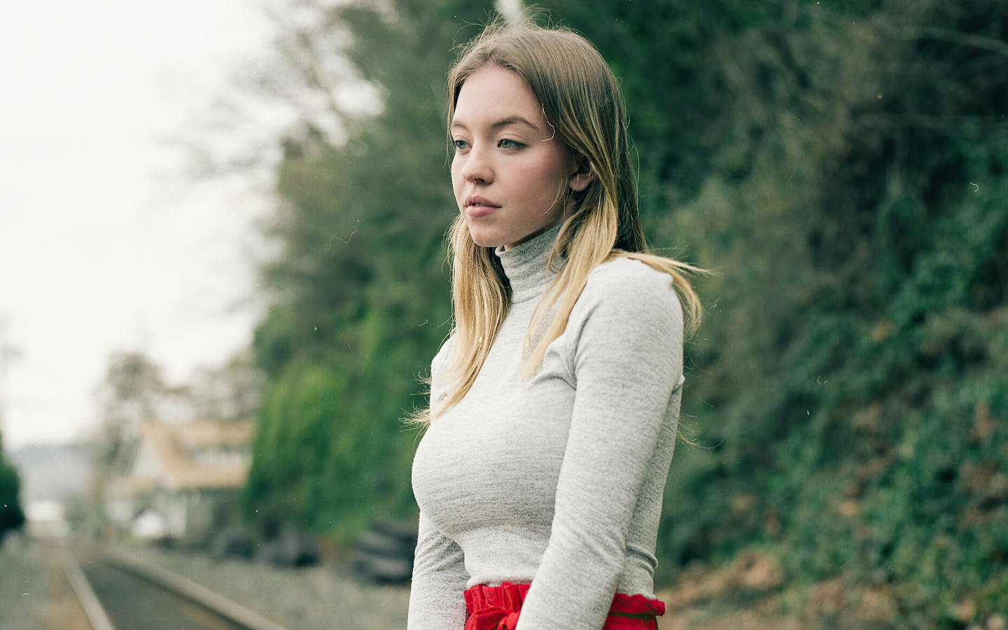 Милая девушка актриса Сидни Суини