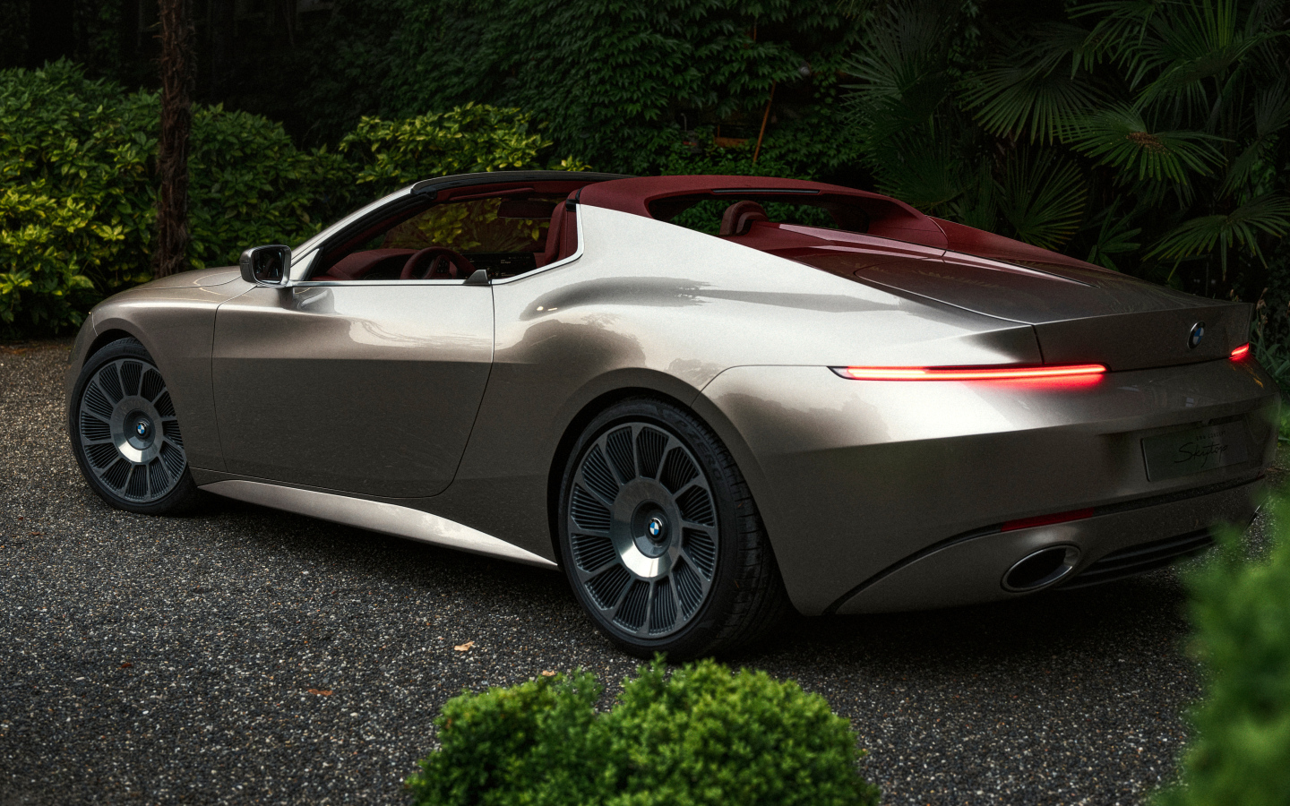 Авто BMW Concept Skytop 2024 года вид сзади