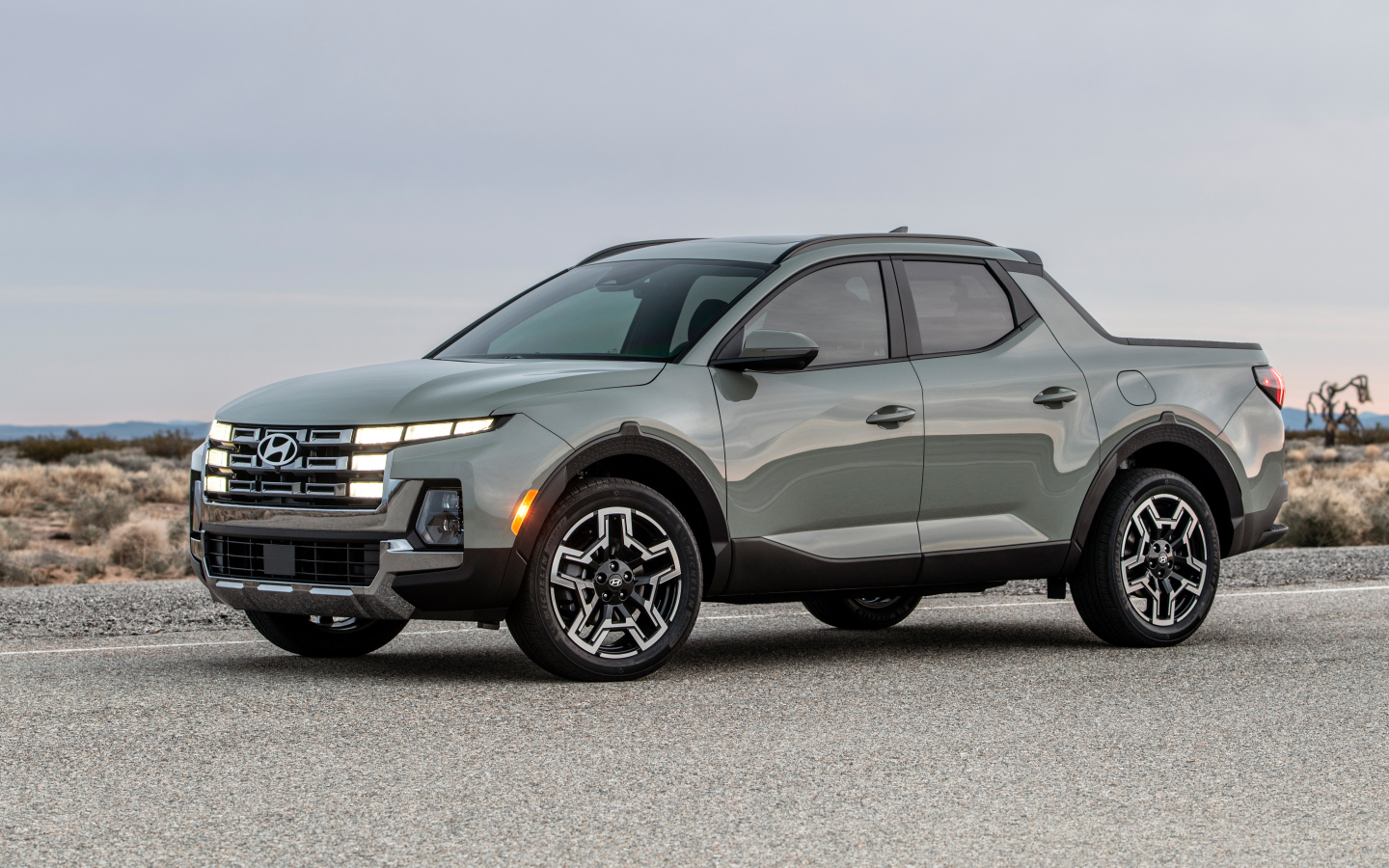 Автомобиль Hyundai Santa Cruz Limited 2025 года